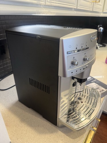 Delonghi magnifica esam3300 - delonghi,
