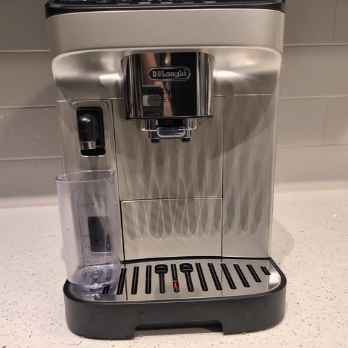 Delonghi ecam29063sb magnifica - delonghi,